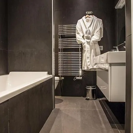 5br Beautiful With Exceptional Facilities - What'app - 0034-635-518-057 - For Reservations! * شامونكس