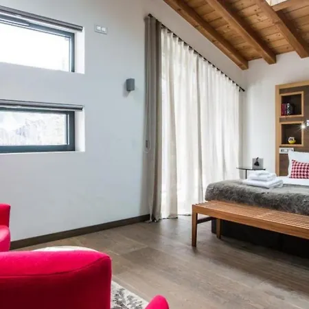 فيلة 5br Beautiful With Exceptional Facilities - What'app - 0034-635-518-057 - For Reservations!